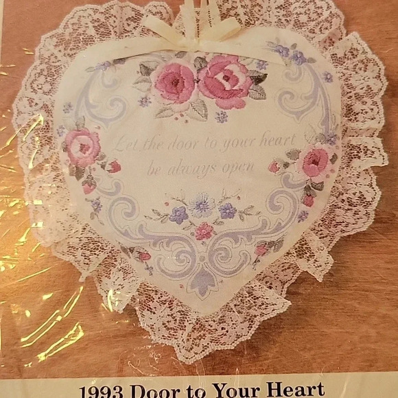 🌴3/$15🌴 The Creative Circle 1993 Door To Your Heart Needle Craft Kit - Picture 3 of 11